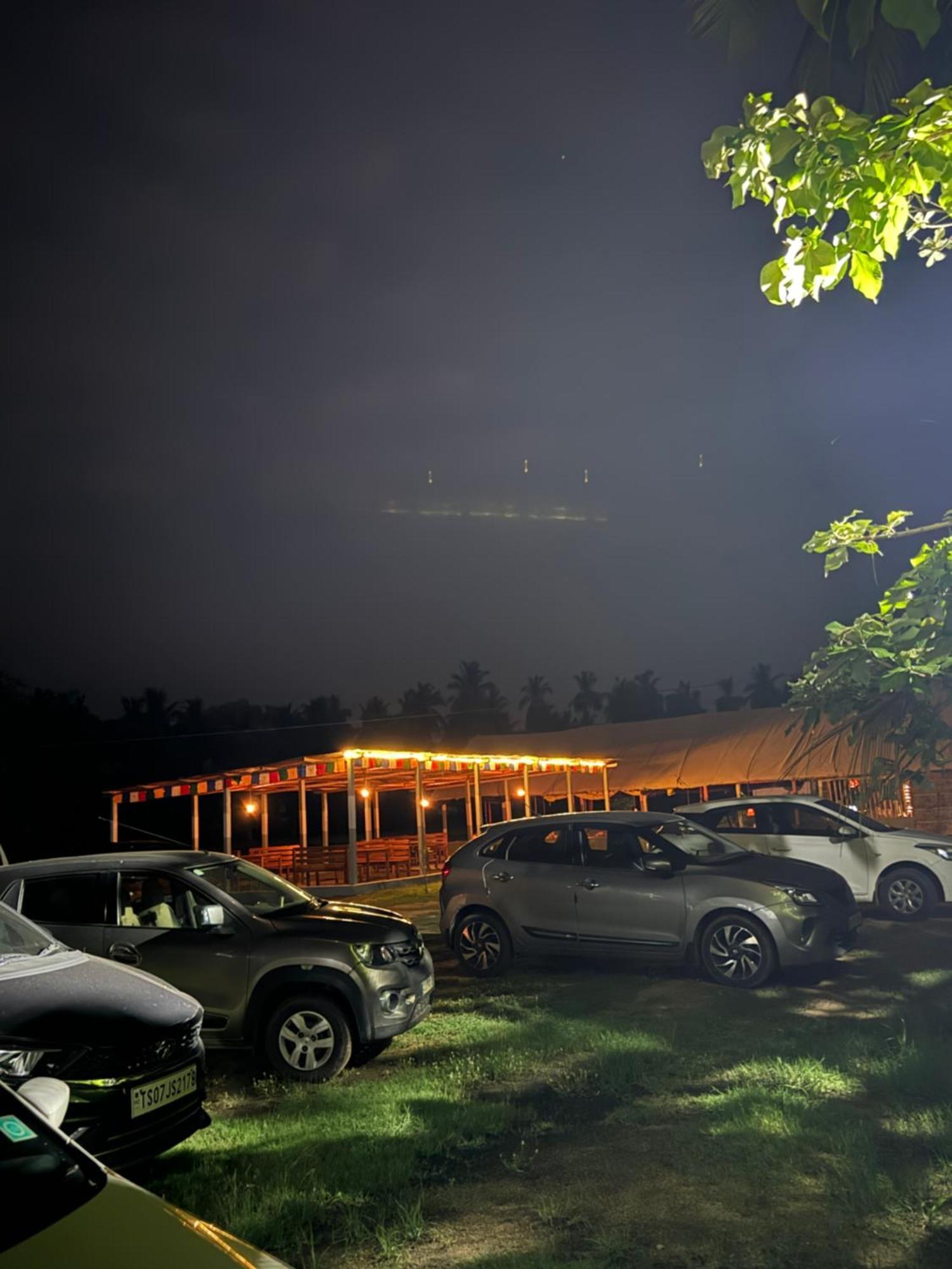 Dream Mango Hampi Hotel Exterior photo